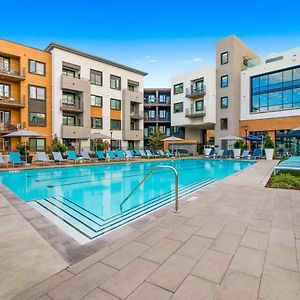 Global Luxury Suites In Menlo Park